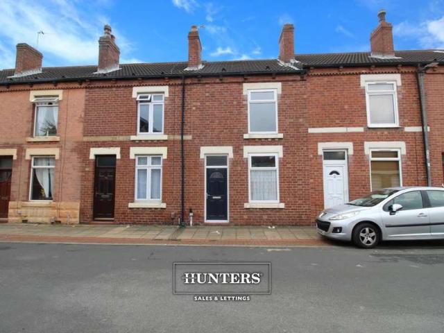 Property for sale in Cutsyke, Castleford