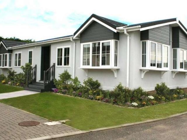 Property for sale in Bray Wick, Maidenhead