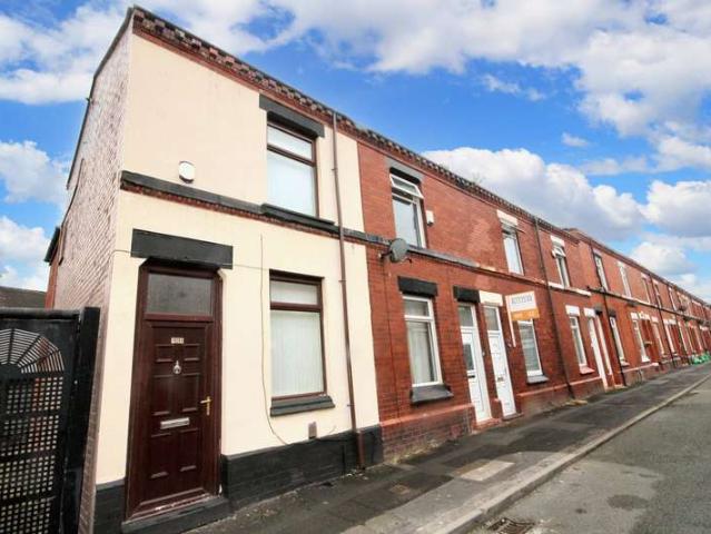 Property for rent in Cowley Hill, St Helens