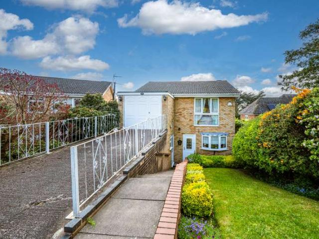 Property for sale in Kingswinford, West Midlands