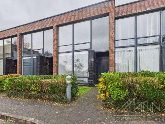 Property for rent in Burnedge, Greater Manchester