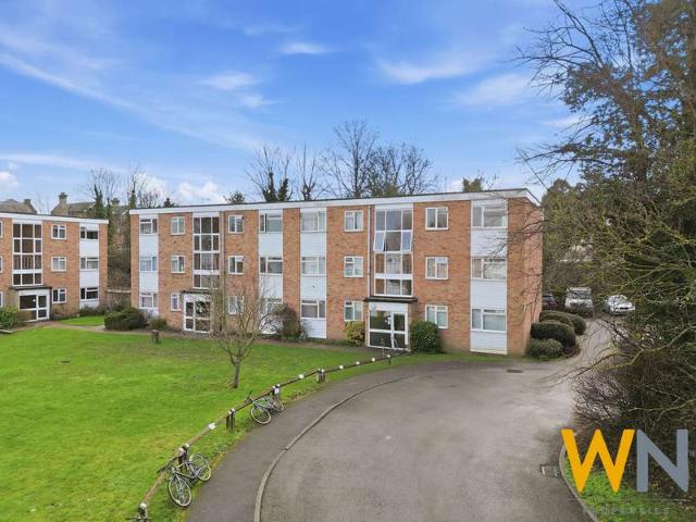 Property for sale in Moulsham, Chelmsford