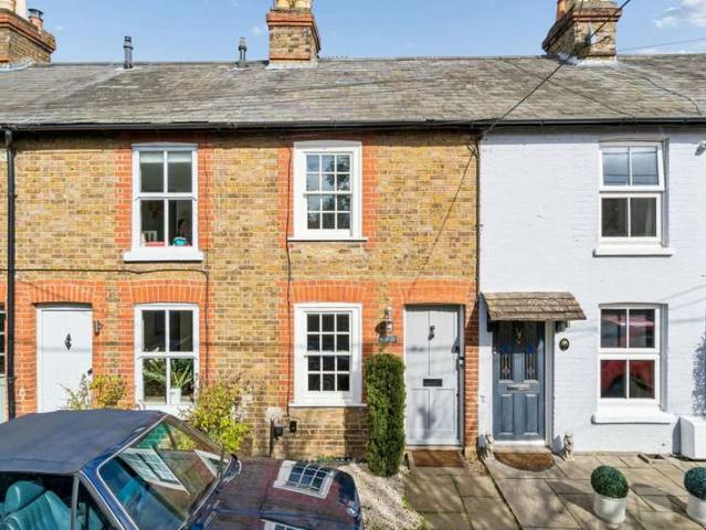 Property for sale in Cookham