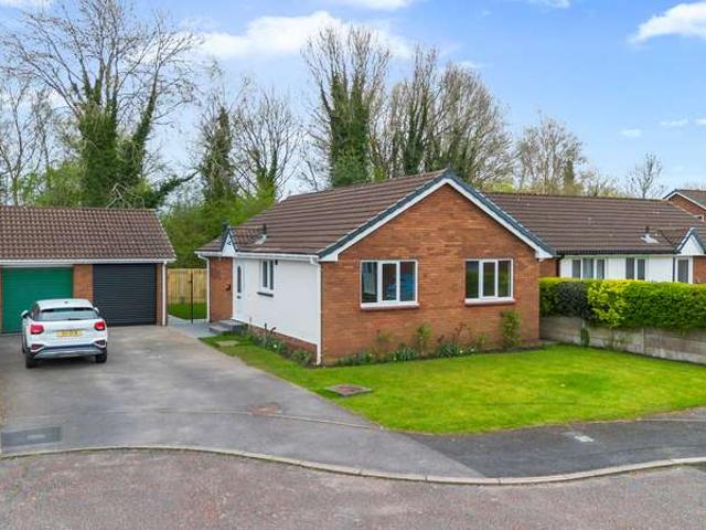 Property for sale in Oakwood, Warrington