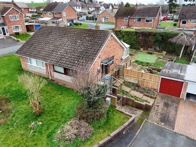 Property for sale in Creswell, Baswich
