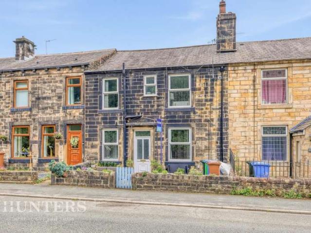 Property for sale in Summit, Burnedge
