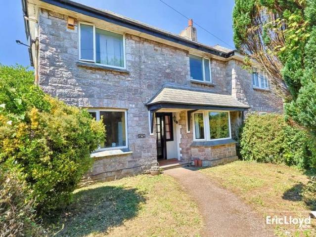 Property for sale in Broadsands