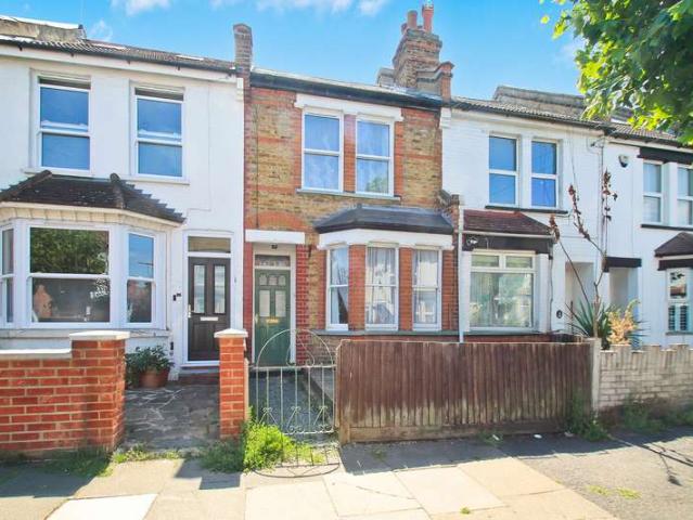 Property for sale in Lane, Greater London