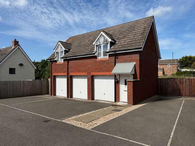 Property for sale in Roselands, Livermead