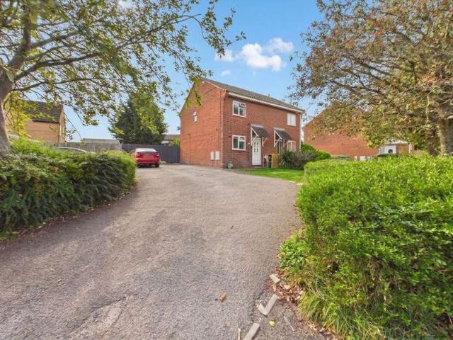 Property for sale in Stoke Lodge and The Common, Stoke Gifford
