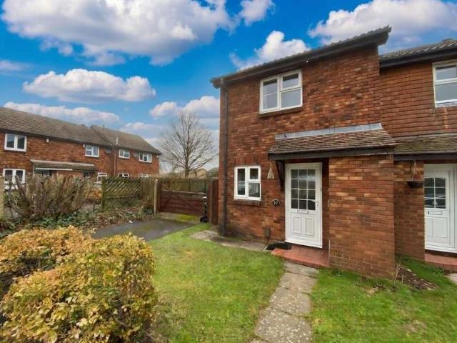 Property for rent in Throop, Bournemouth