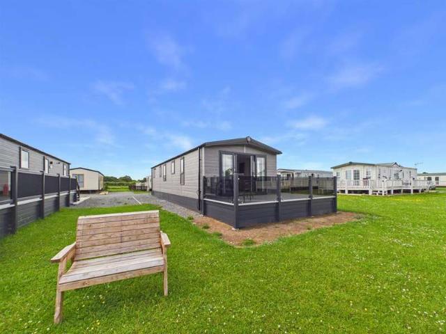 Property for sale in Mablethorpe and Sutton, Belleau