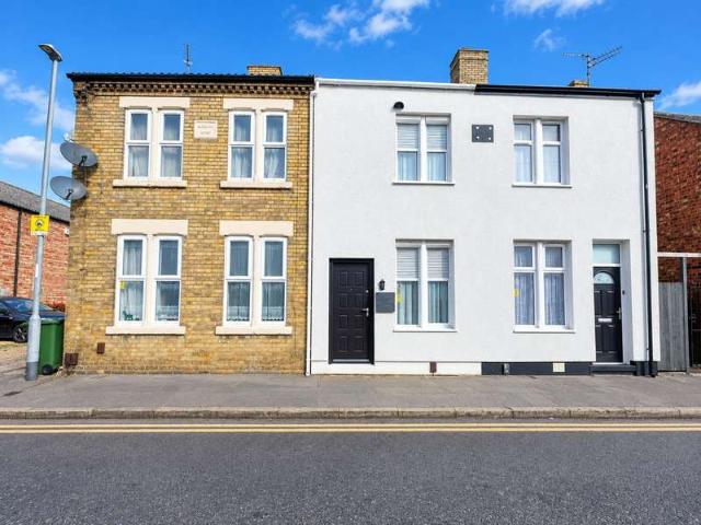 Property for sale in Eastfield, Peterborough