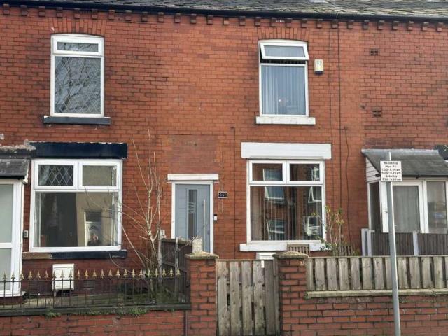 Property for sale in Fernhill Gate, Bolton