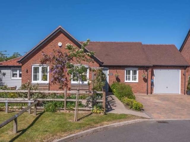 Property for sale in Alderminster, Warwickshire