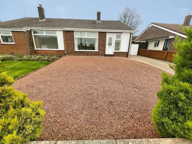 Property for sale in Bradshaw, Lee Bank