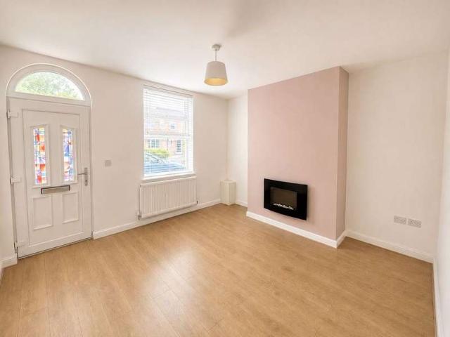 Property for rent in Reddish, Greater Manchester