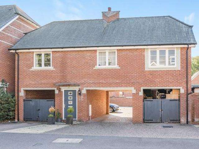 Property for sale in High Wycombe Community Board, High Wycombe
