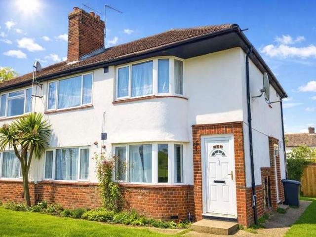 Property for sale in Slough