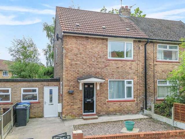 Property for sale in Marus Bridge, Wigan