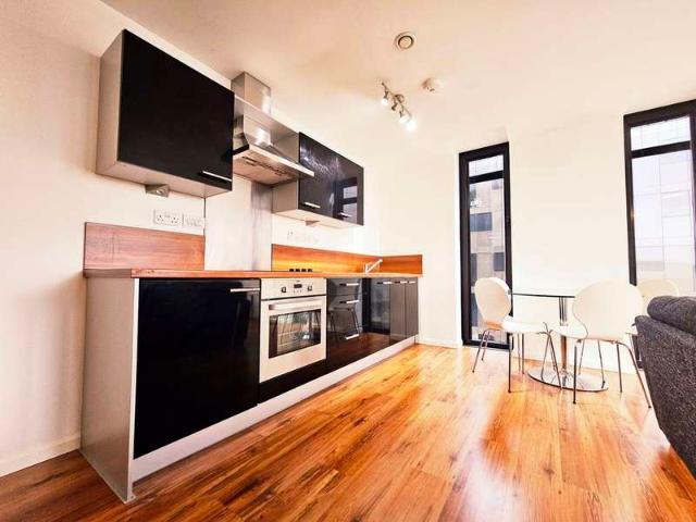 Property for rent in Cavern Quarter, Calderstones