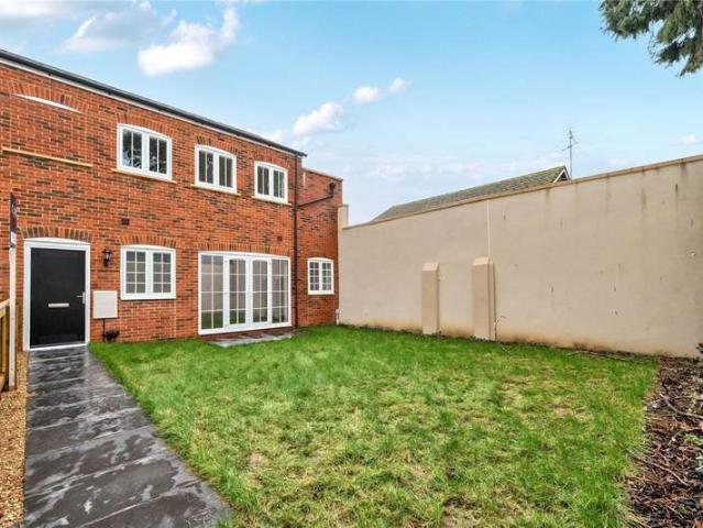 Property for sale in Ewens Farm, Golden Valley