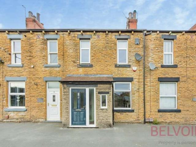 Property for sale in Carlton, Leeds