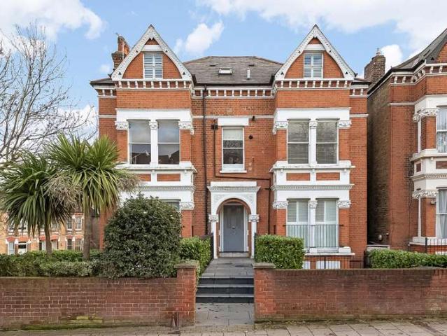 Property for sale in Tulse Hill, Greater London
