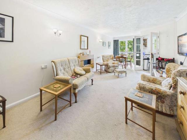 Property for sale in Hillview, Surrey