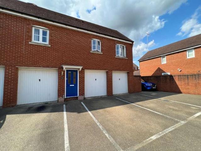 Property for rent in Haydon End, Abbey Mead