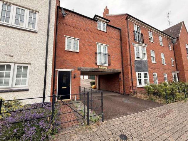 Property for rent in Elmfield, Leicestershire