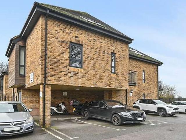 Property for sale in London Borough of Harrow, Greater London