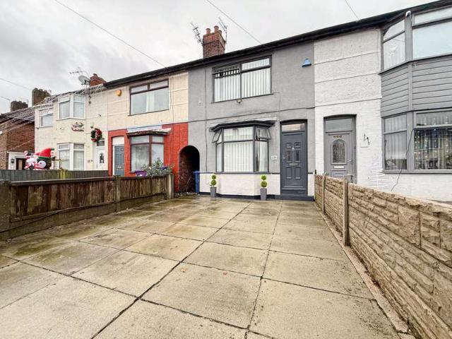 Property for sale in Calderstones