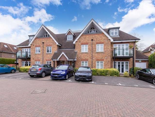 Property for sale in Bray Wick, Maidenhead