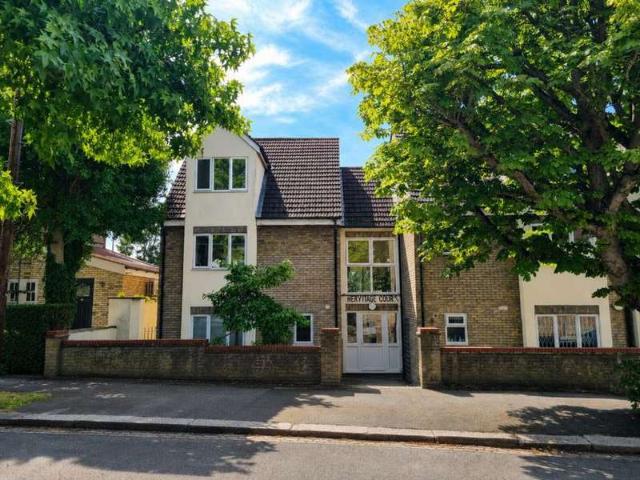 Property for sale in Friern Barnet, Greater London