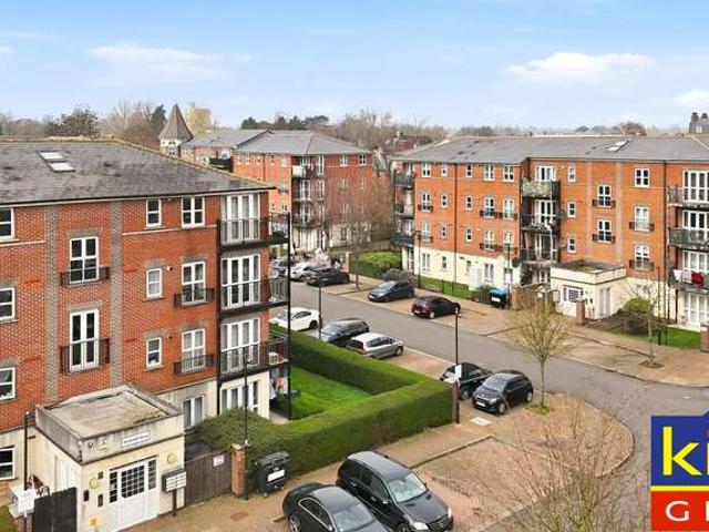 Property for sale in Lower Edmonton, Greater London