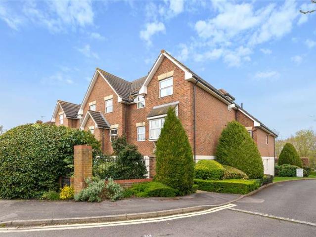Property for sale in Heol-las, Surrey
