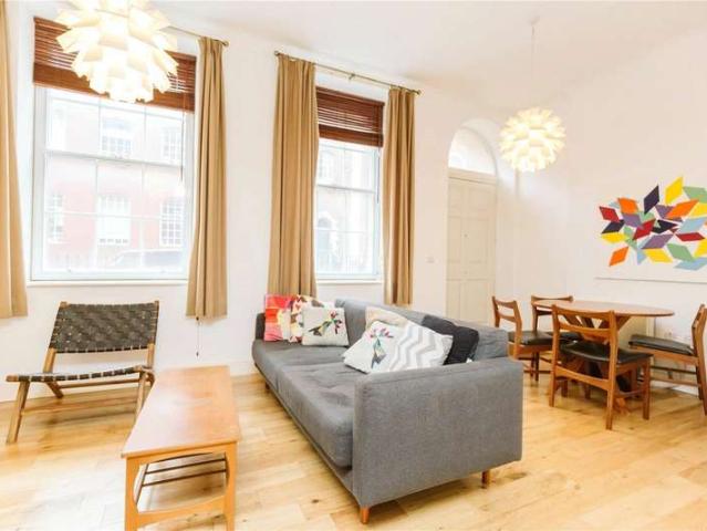 Property for sale in Stokes Croft, Feckenham