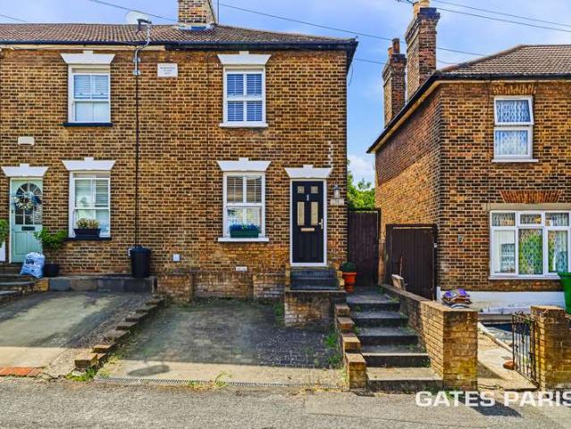 Property for sale in Navestock Side, Essex