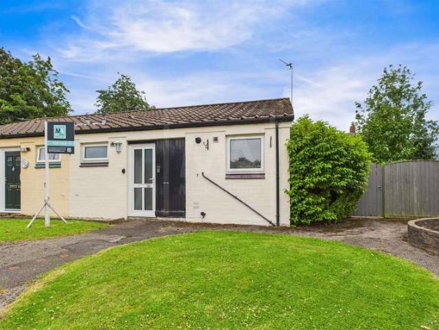 Property for sale in Lingley Green, Warrington