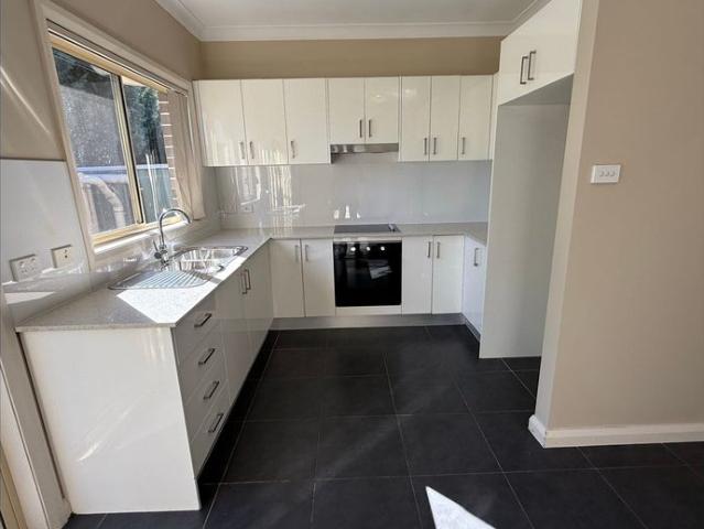 Townhouse for rent in Sydney, New South Wales