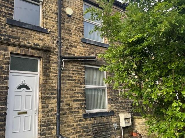 House for rent in Huddersfield, West Yorkshire