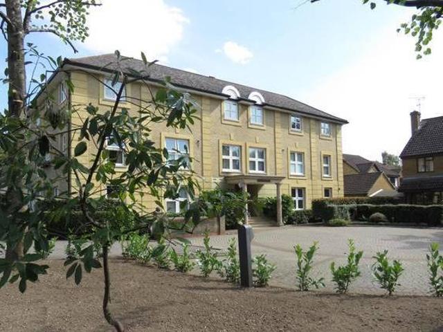 House for rent in Lyons, Greater London