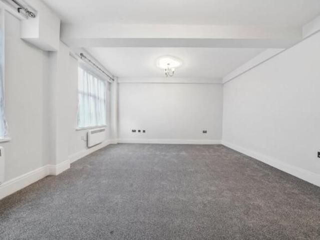Property for rent in Chiswick, Greater London
