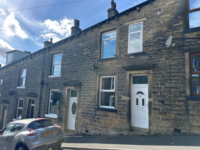 House for rent in Greetland, Calderdale