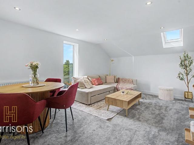 Apartment for rent in Middlebrook, Lee Bank