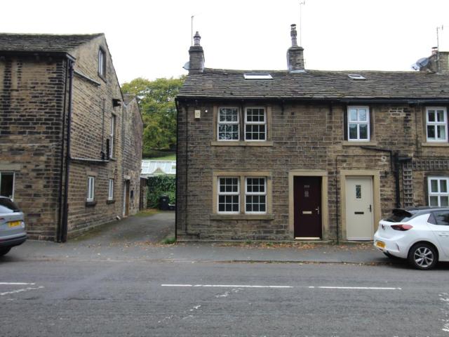 House for rent in Ripponden, West Yorkshire
