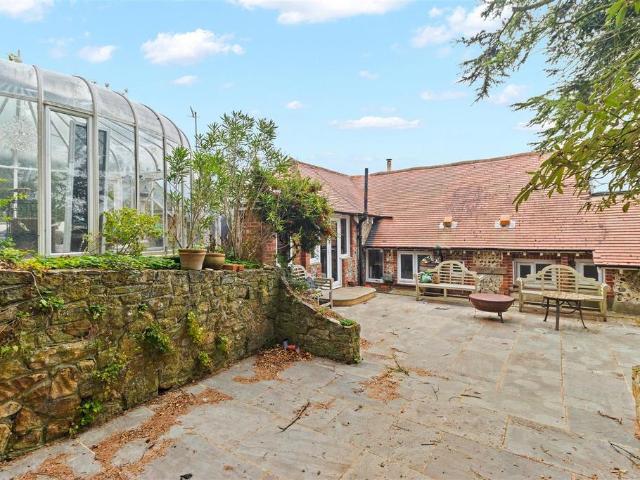 House for sale in Crowlink, Wealden