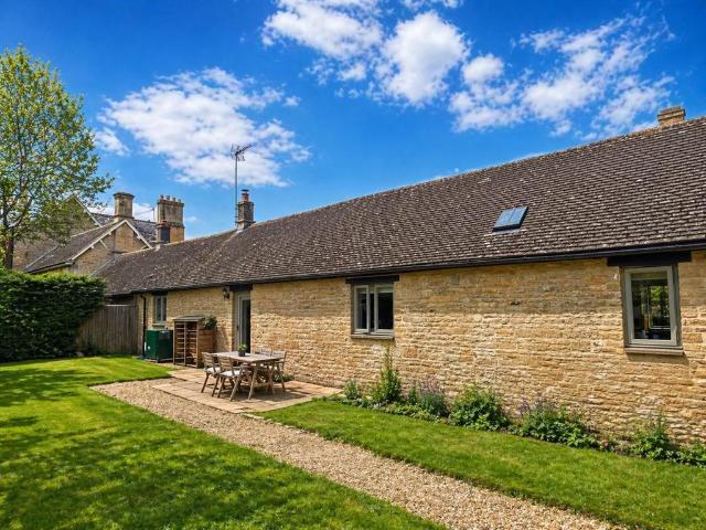 House for sale in Black Bourton, Oxfordshire