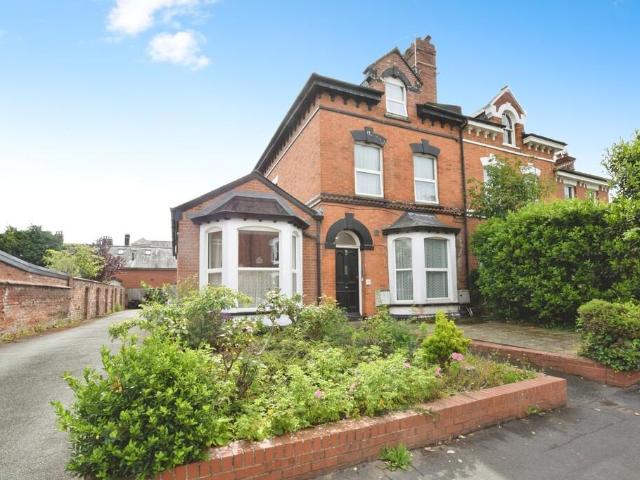 Flat for sale in Watergate, Devon